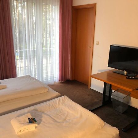 Hotel Mivano Lehrte Ngoại thất bức ảnh